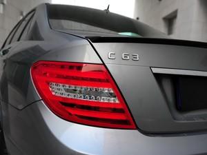 ����-AMG ����C��AMG 2012�� C 63 AMG �����ܰ�