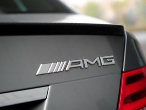 ����-AMG ����C��AMG 2012�� C 63 AMG �����ܰ�