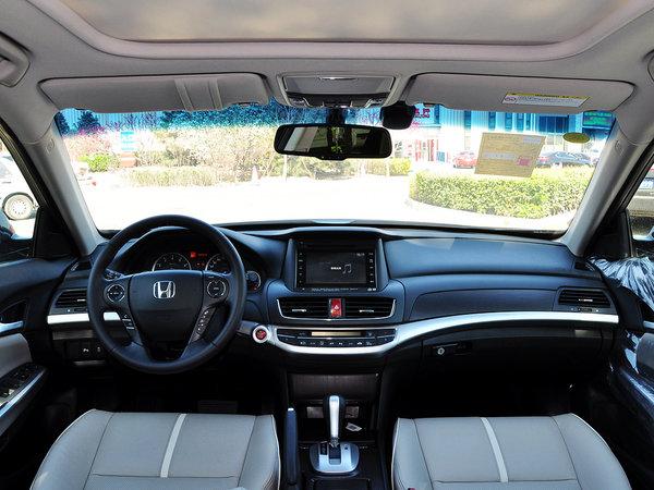 �������� 2.4L �Զ� �п�̨����