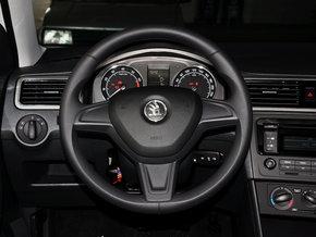 ˹�´� 1.6L �ֶ� ����������