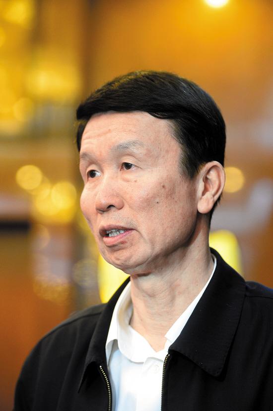 羊城晚报特派北京记者 黄巍俊 摄佛山市公安局副局长李德荣辞职下海