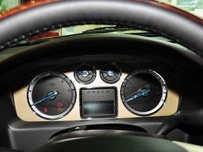 凯迪拉克(进口) ESV 6.2L 自动 方向盘后方仪表盘