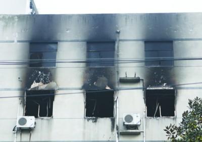 ���ӳ��빫˾�߲�᳡������ ����˲�䱬ȼ��2��