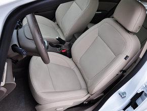 ��� GT 1.6L �Զ� ��ʻϯ����ǰ45����ͼ