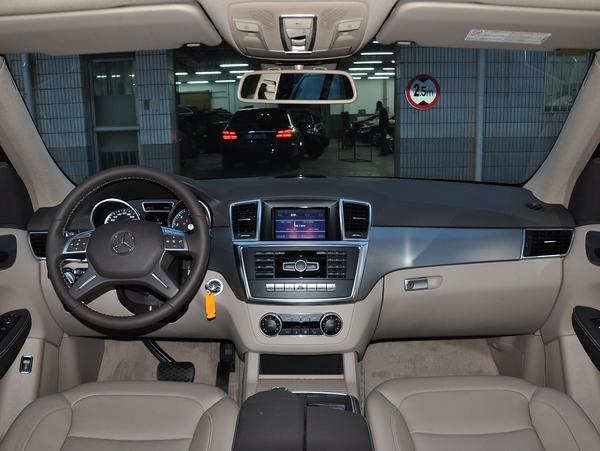 奔驰(进口) ML320 中控台整体