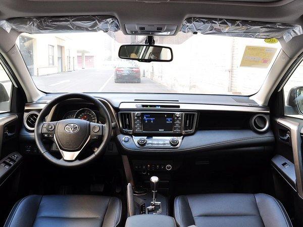 一汽丰田 2.5L 自动 中控台整体