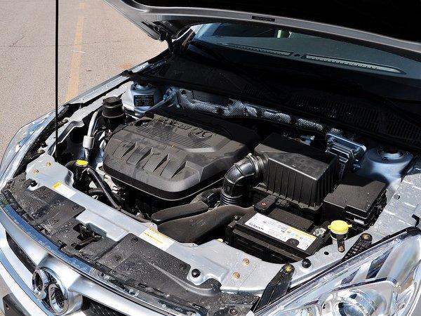 北京汽车(绅宝) 1.5L 手动 发动机主体特写
