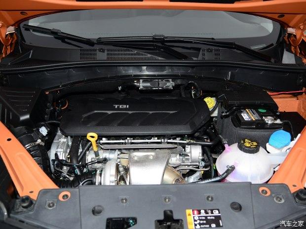 上汽集团 锐腾 2015款 2.0T 自动两驱基本型