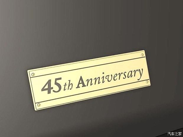 ղ() ղGT-R 2015 45th Anniversary Gold Edition