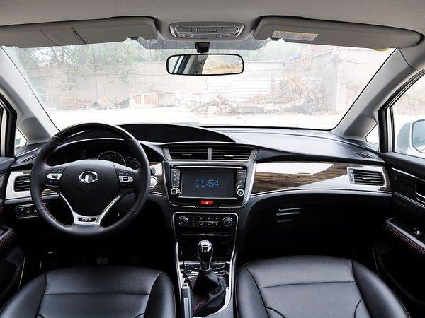 ���� ������ 1.5T �ֶ� �п�̨����