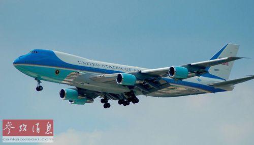 大楼正在考虑花费数十亿美元购买3架新的波音747飞机作为"空军一号