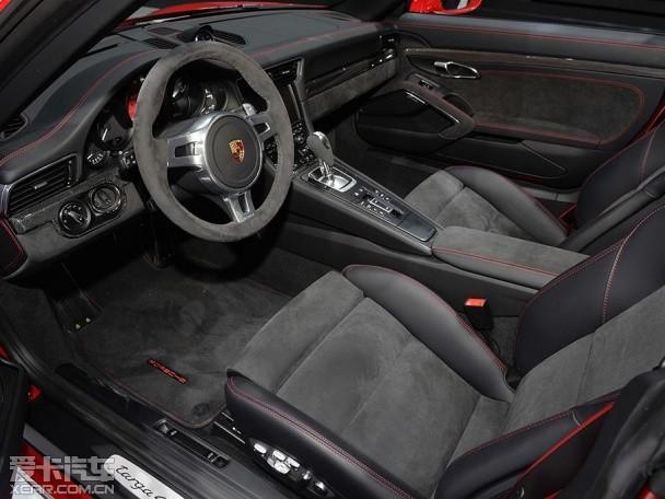 ��ʱ��911 Targa 4 GTS���� ��3������