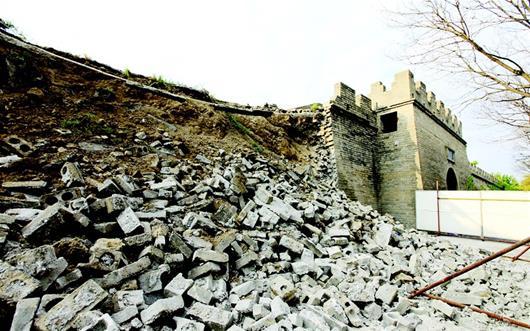 湖北襄阳古城墙坍塌19米官方系当初修复方法不对