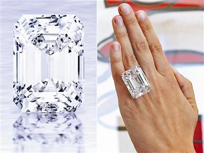 完美钻石拍出逾两千万美元重10020克拉图