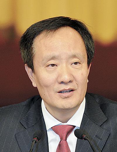 宁夏党委书记李建华按下快进键同步奔小康