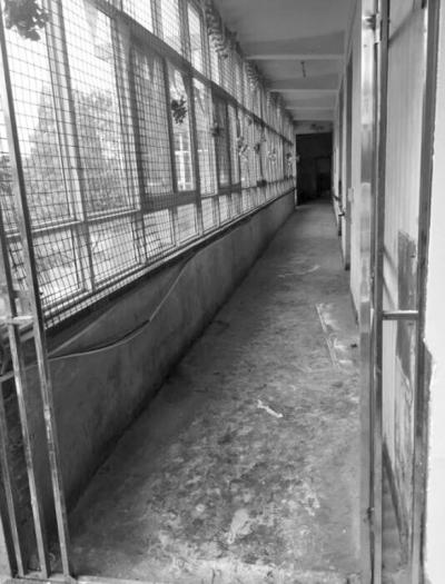 13岁娃失踪半年信阳救助站内饿死 尸体全身伤痕累累