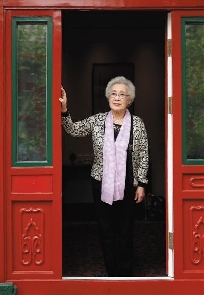 93岁秦怡60年后返戏剧舞台加盟赖声川如梦之梦