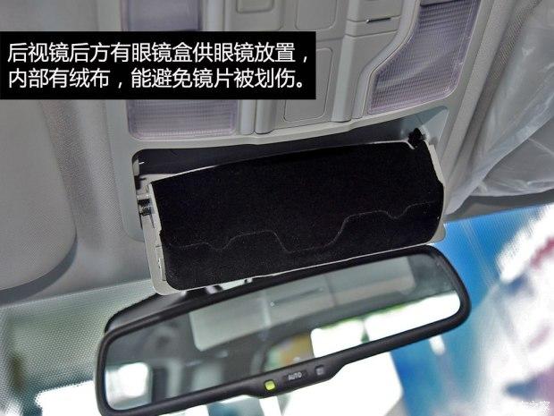 �������� ����H6 Coupe 2015�� 2.0T �Զ�������Ӣ��