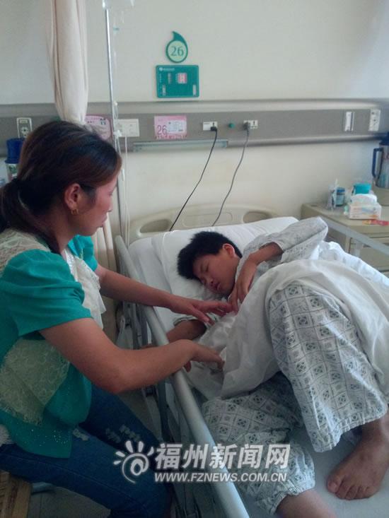 15岁少年中考前被3名同学围殴 脾脏积血被迫切除