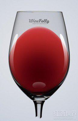 盘点适宜夏季饮用的轻酒体红葡萄酒