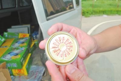 周口4男子一天骗走140多件啤酒 目前一人被抓获