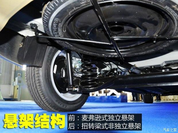 Ϋ������ Ӣ��737 2015�� ������