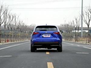 �׿���˹ �׿���˹NX 2015�� 300h ȫ�� ��â��