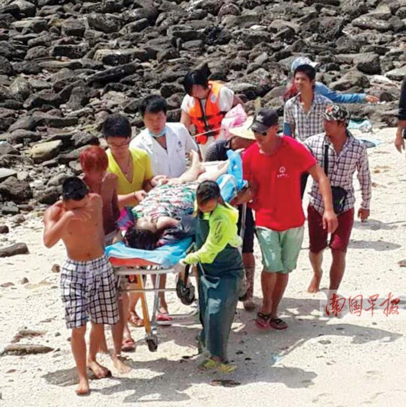 北海涠洲岛一摩托艇撞礁石 两游客跌落海1人身亡
