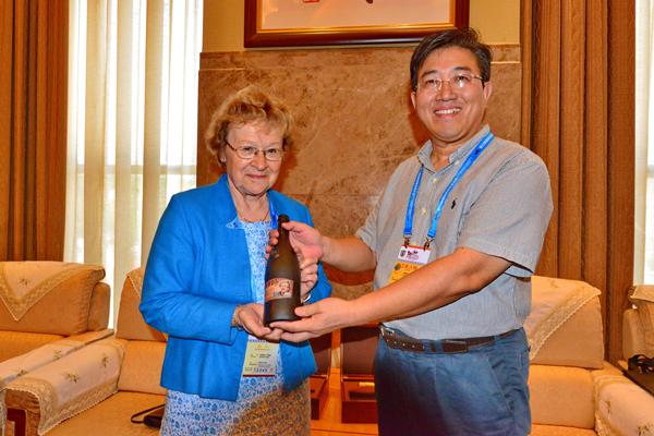 史学“奥林匹克”盛大启幕 国际史学泰斗为张裕“点赞”