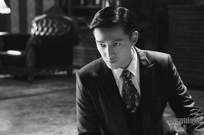 伪装者靳东人气盖过胡歌王天风扮演者演技高