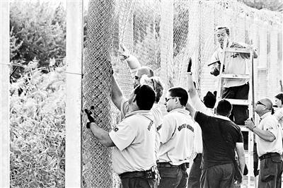 ŷ��ͬ�ⰲ��4������ �����ǿ�߽�ܿ� 