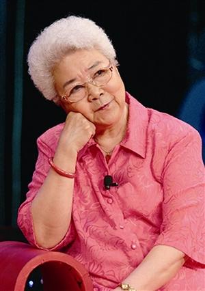 老艺术家田华 资料图片