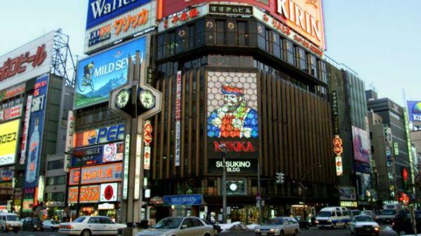 北海道札幌市区。伤人事件发生的便利店位于札幌人潮最汹涌的中央区。