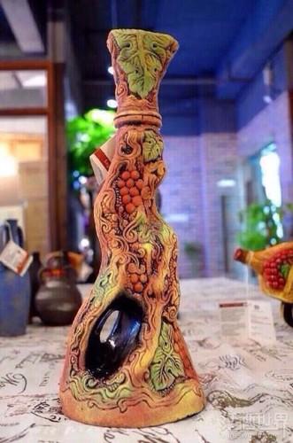 格鲁吉亚葡萄酒的酒瓶有多文艺
