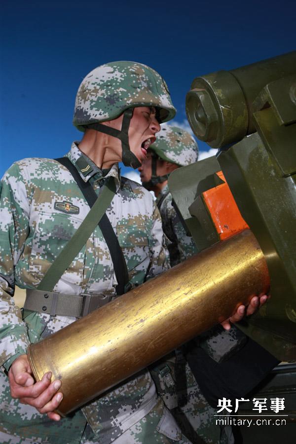 解放军炮兵团高原数炮齐发打完仅用15分钟图6