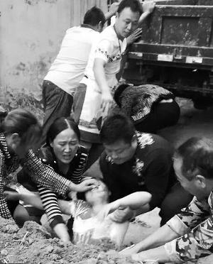 近日,网曝河南省新乡市封丘县留光镇政府东500米左右,当地村民孙秋英