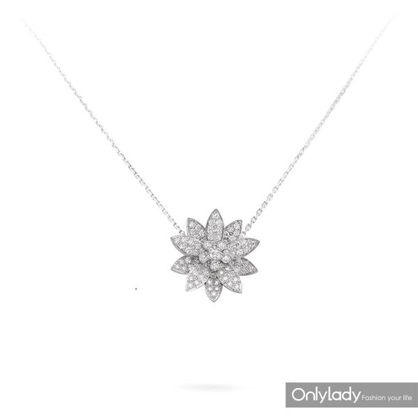 Lotus-Pendentif-M