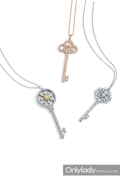 26.自左向右:Tiffany-&-Co