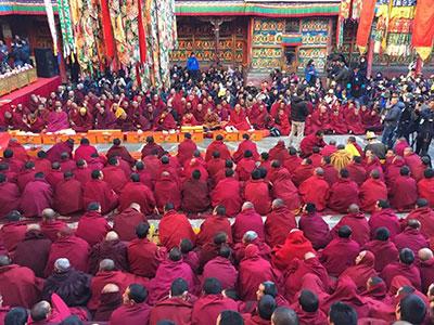 十一世班禅坐床二十周年庆典举行