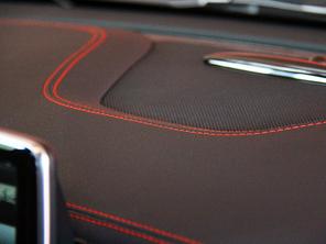 �Լݱ���AMG A 45 4MATIC