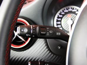 �Լݱ���AMG A 45 4MATIC