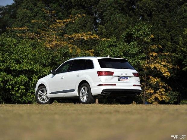 �µ�(����) �µ�Q7 2016�� 40 TFSI S line�˶���
