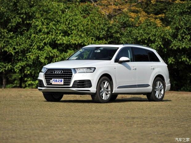 �µ�(����) �µ�Q7 2016�� 40 TFSI S line�˶���