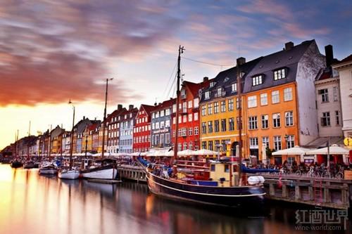 ���ʵ��飺ȫ�����������10�����