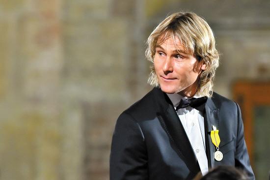 内德维德任中超联赛形象大使忠诚令人肃然起敬