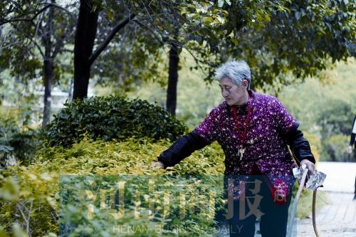 �����Ҳ��С����á��ߴ��ϡ�����ͷ����һλ��Ѯ������