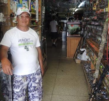 ���˵Ļ���Ӣ�����硣(�������ȱ���/������