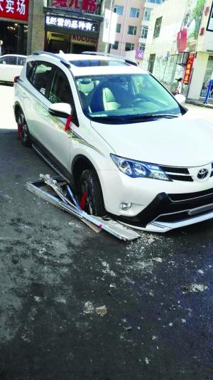 ��Ůʿ�ĳ�ǰ�ֵ������޸Ǿ�