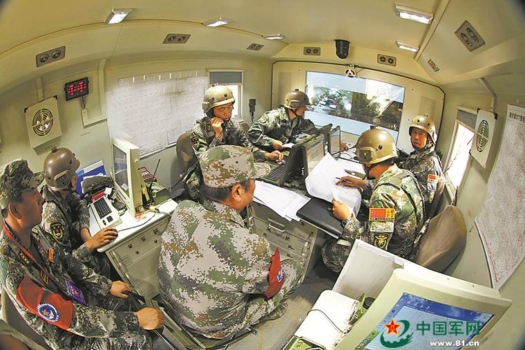 中国陆军立体攻防作战演练营长指挥特战陆航力量