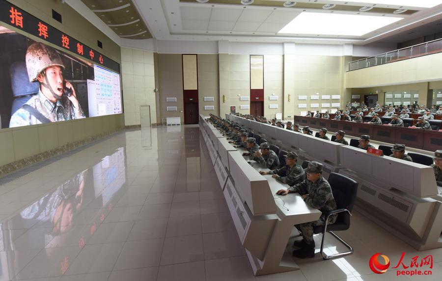 ���������У���׽����������ݡ� 